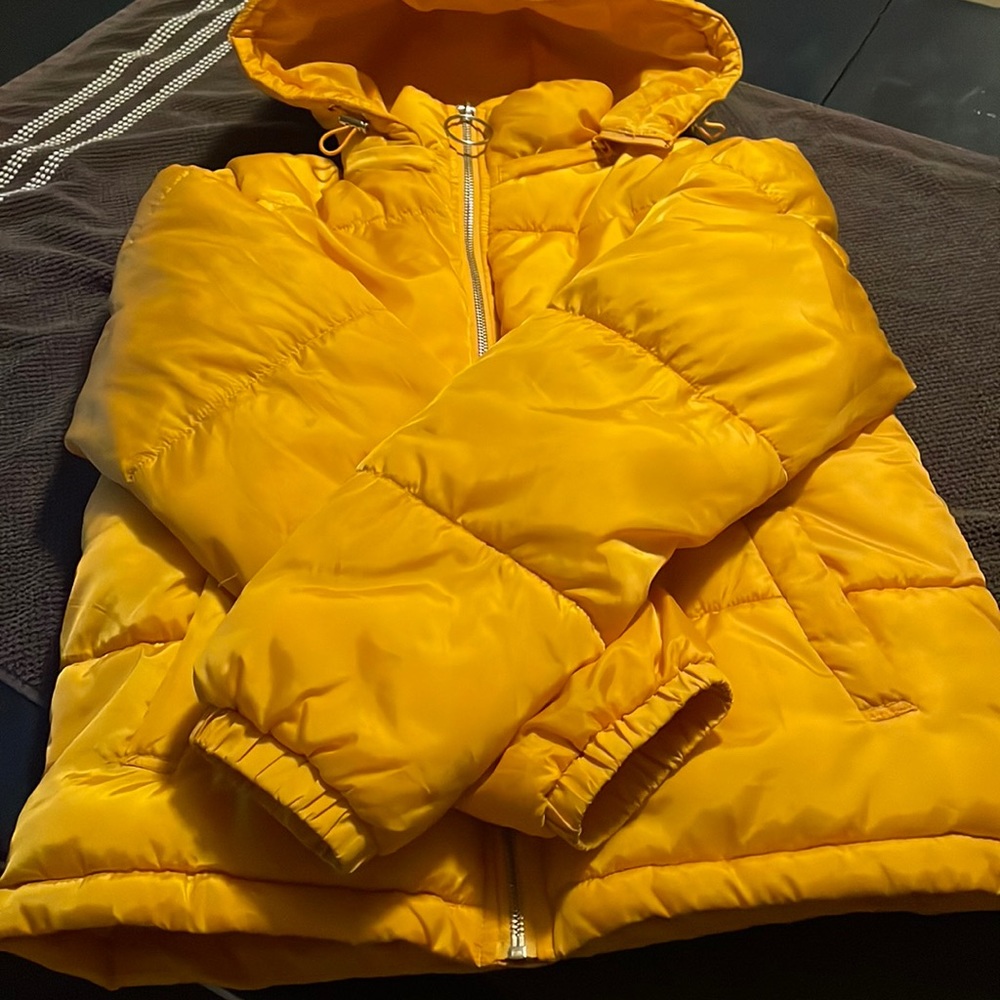 Arizona Jean Co Yellow Puffer Jacket Size Small